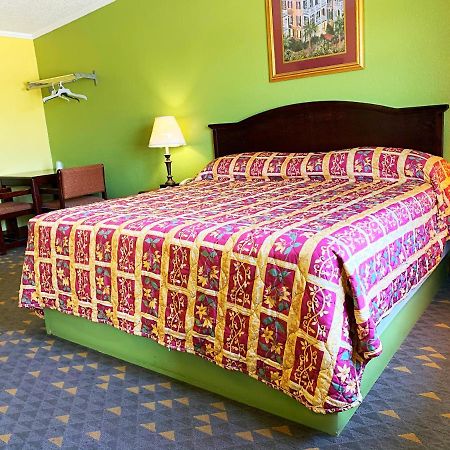 Luxury Inn Midland Zewnętrze zdjęcie