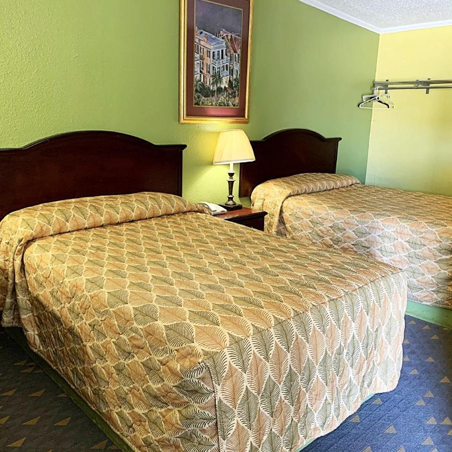 Luxury Inn Midland Zewnętrze zdjęcie